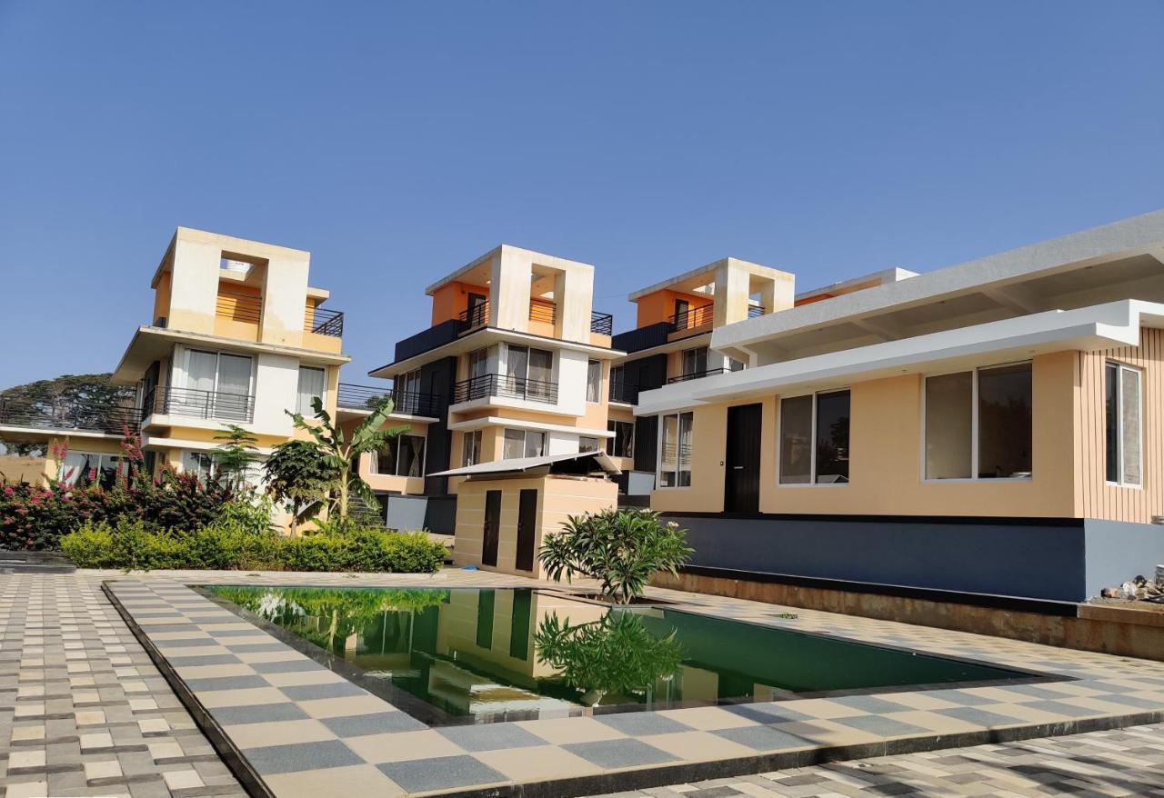 Royal Meadows - Igatpuri Bungalow B Kültér fotó