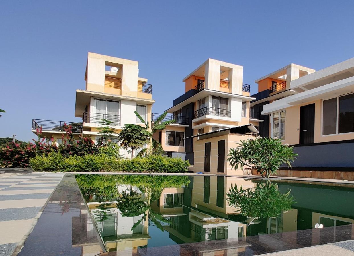 Royal Meadows - Igatpuri Bungalow B Kültér fotó