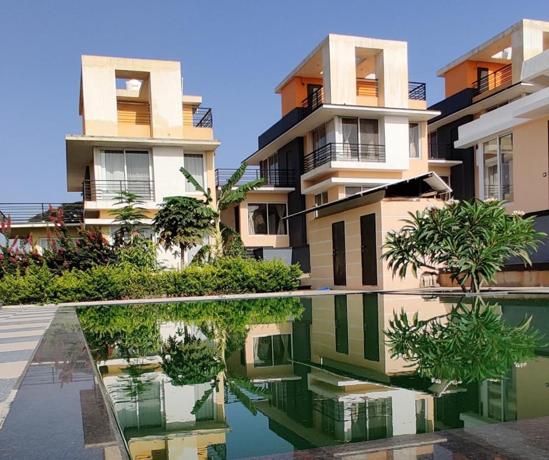 Royal Meadows - Igatpuri Bungalow B Kültér fotó