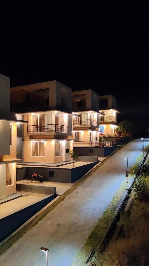 Royal Meadows - Igatpuri Bungalow B Kültér fotó